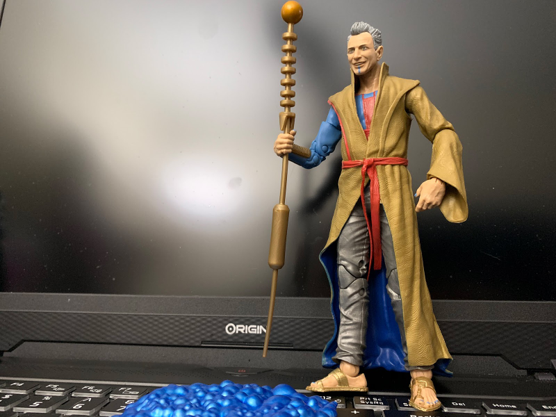 Illustration for article titled Marvel's Grandmaster Figure Perfectly Captures Jeff Goldblum's Goofy Charm
